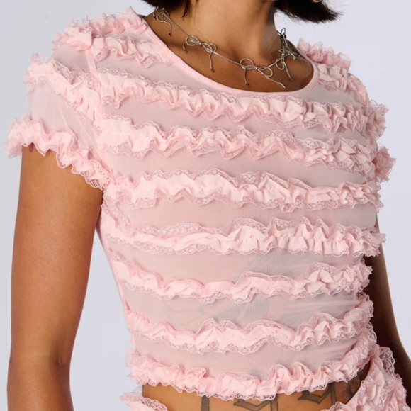 AKIRA Pink Ruffle Matching Set - Picture 2 of 5